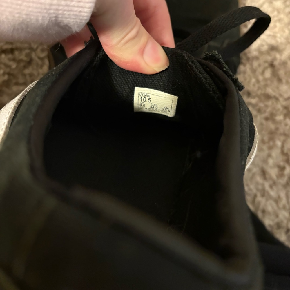 Vans Black and White Sneakers with Brown Sole - Picture 10 of 11